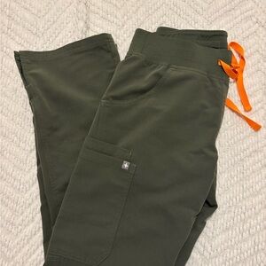 FIGS Kade Scrub Pants
